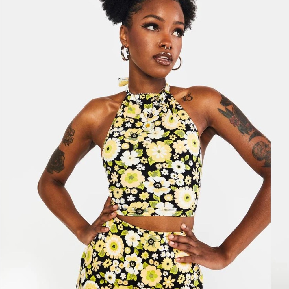 Motel Rocks Black and Yellow Fitted Crop Tank Top